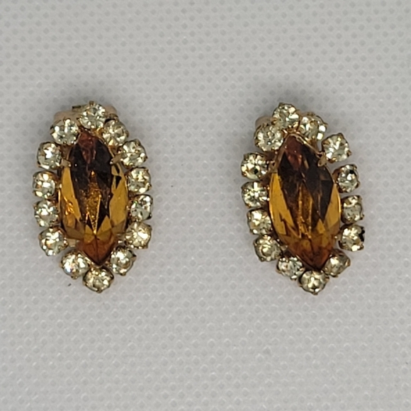 Vintage Jewelry - VINTAGE Elegant Gold Tone 80's Amber & Crystal Color Clip-on Earrings